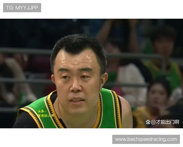 辽篮更衣室里的韩德君：以身作则带领年轻球员进行赛后加练